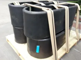 330X18.5 Rubber Paver Tracks, Smooth, Roadtec Asphalt Pavers, RP-195 (RP195)