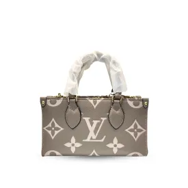 Elegant Beige Designer Handbag | A1170